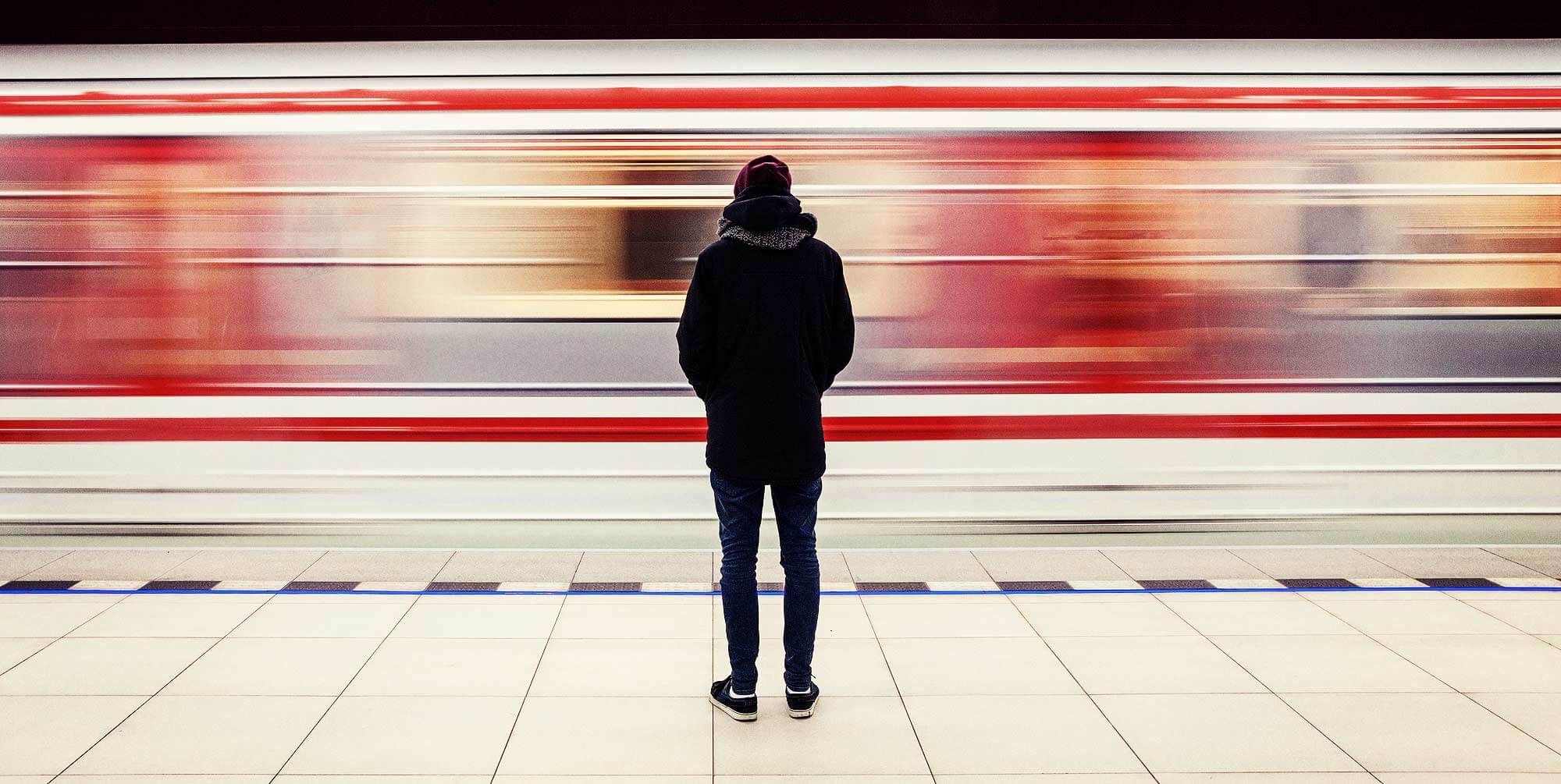 snw-website-epidemic-of-loneliness-2000x1005